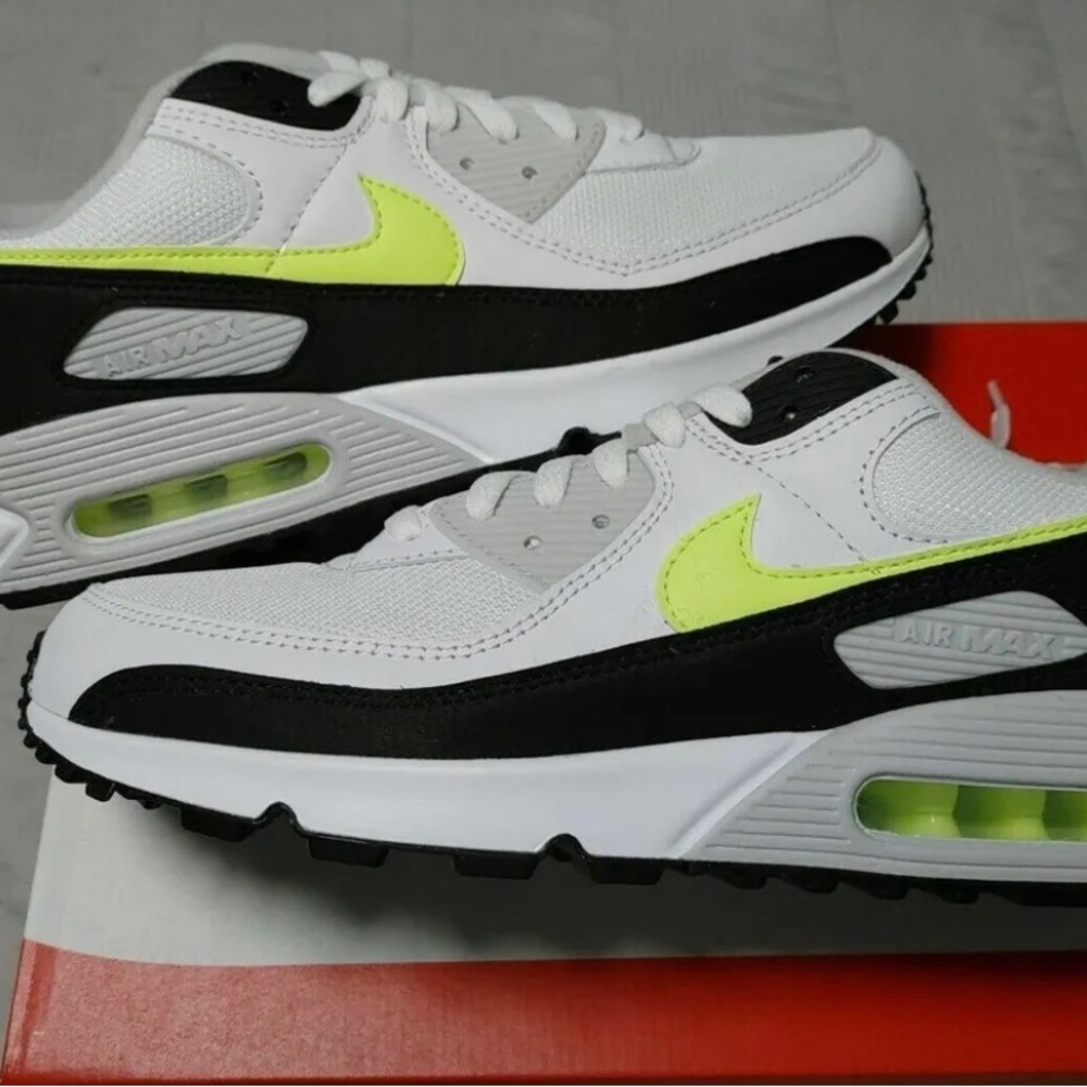 Nike Air Max 90 Black Hot Lime CZ1846-100 White Grey Volt Neon Green W Box Sz 8